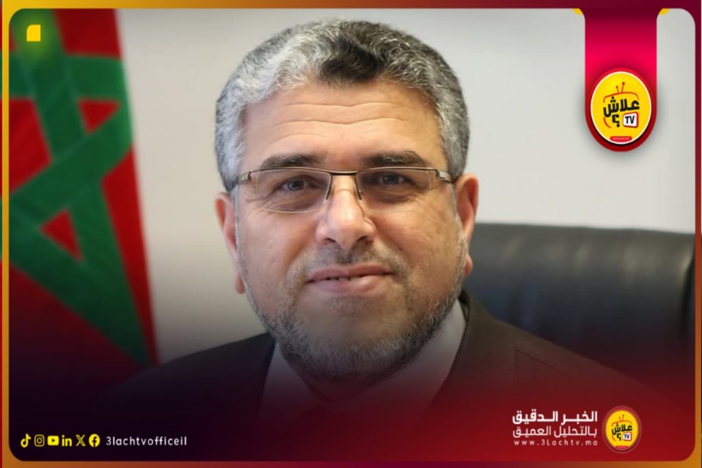 الرميد يهاجم غياب لجنة تقصي الحقائق في البرلمان تساؤلات حول الديمقراطية والمحاسبة.