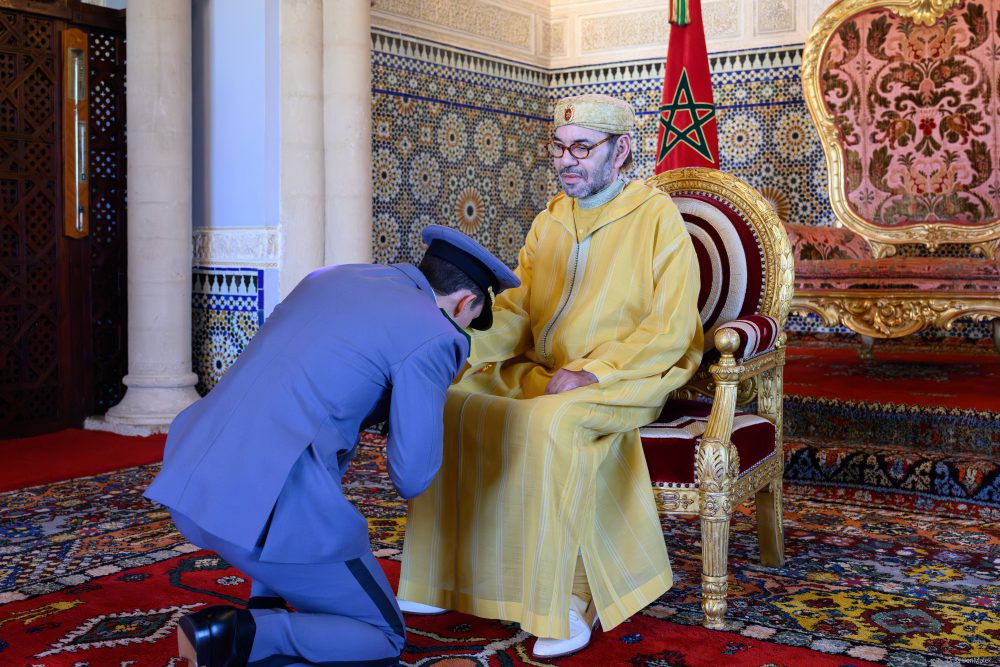 تعيين ولي العهد في صلب القيادة العسكرية.. إعادة توزيع للسلطة داخل النسق السيادي وترسيخ لعقيدة الاستمرارية