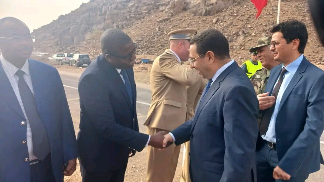 عامل إقليم طاطا يدشن محطتين لتصفية مياه الشرب بجماعة تسينت بمناسبة عيد العرش المجيد