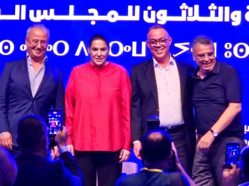 حضروا للكاميرا وغادروا قبل النقاش.. فهل هكذا تُدار السياسة ؟!