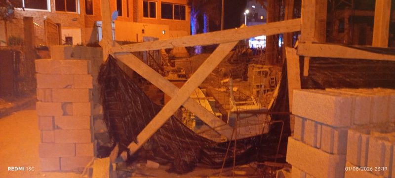 طريق عمومية تتحول إلى امتداد لمشروع سكني ببوزنيقة… فأين تدخل السلطات؟