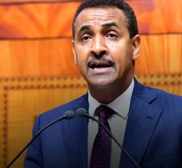 وزير الشغل أمام امتحان عمال الكابلاج والنسيج.. هل تتحول انتقادات الأمس إلى قرارات اليوم؟